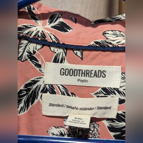 Good threads poplin 100% cotton Hawaiian shirt. Short sleeves. unisex. Pink. - Picture 6 of 7